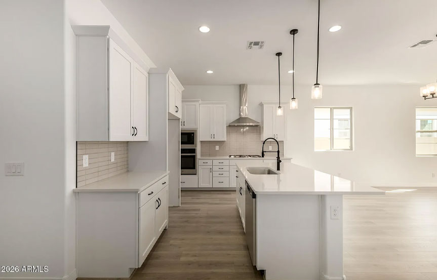 12009 W Marguerite Ave Kitchen2