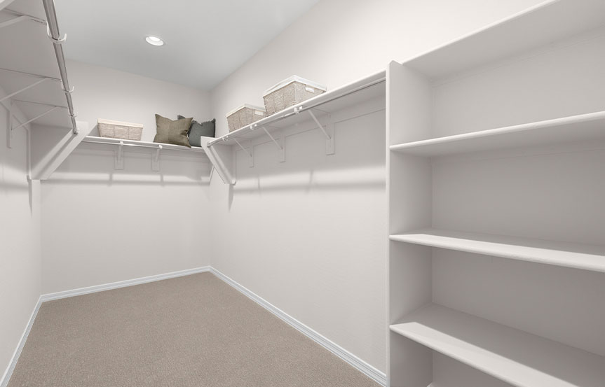 Alamar Hummingbird Closet